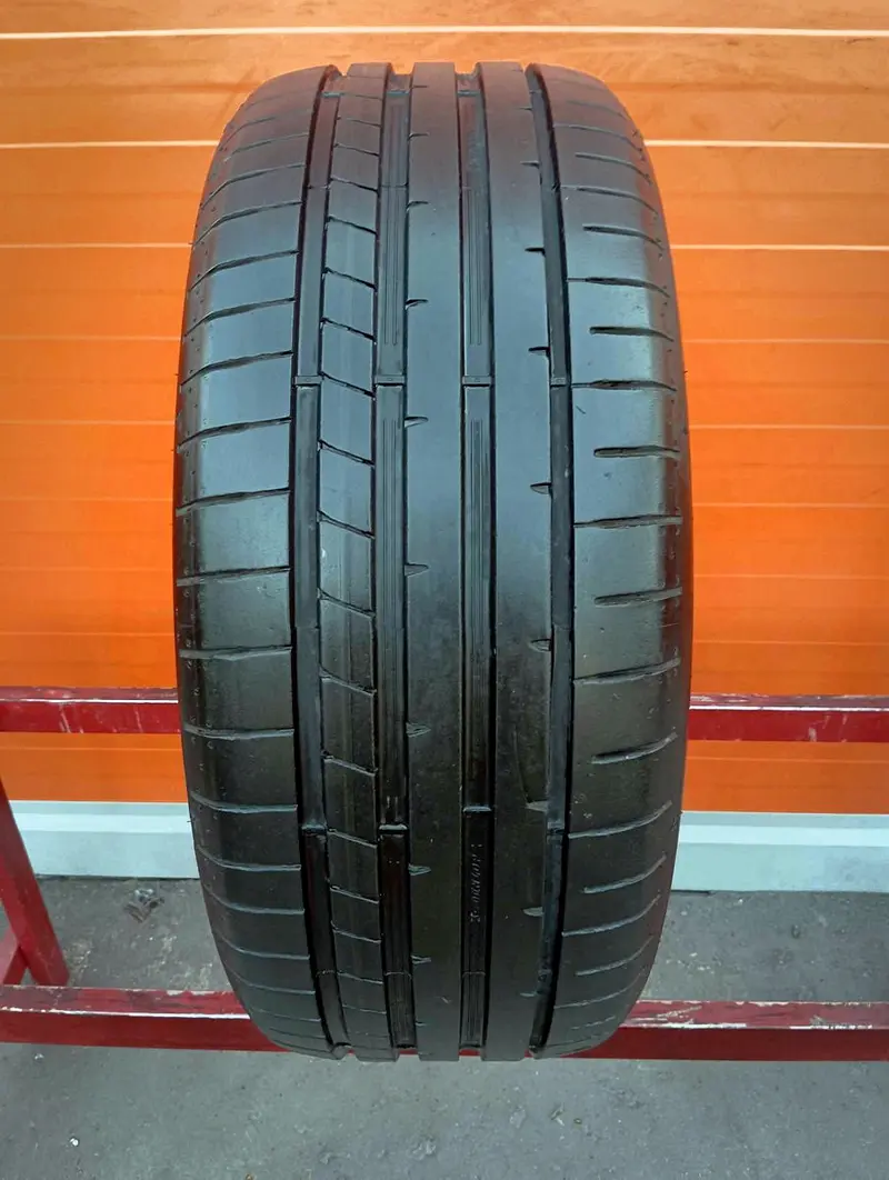 Б/у шина 215/50 R17 Dunlop SP Sport Maxx RT