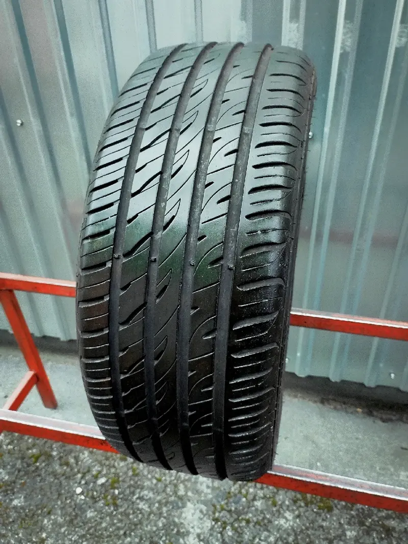Б/у шина 215/50 R17 ESA-Tecar Spirit PRO