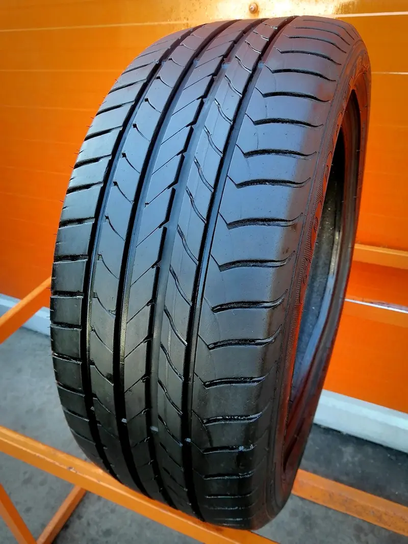 Б/у шина 215/50 R17 Goodyear EfficientGrip