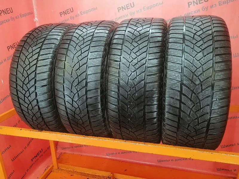 Комплект б/у шин 215/50 R17 Goodyear Ultra Grip Perfomance GEN-1