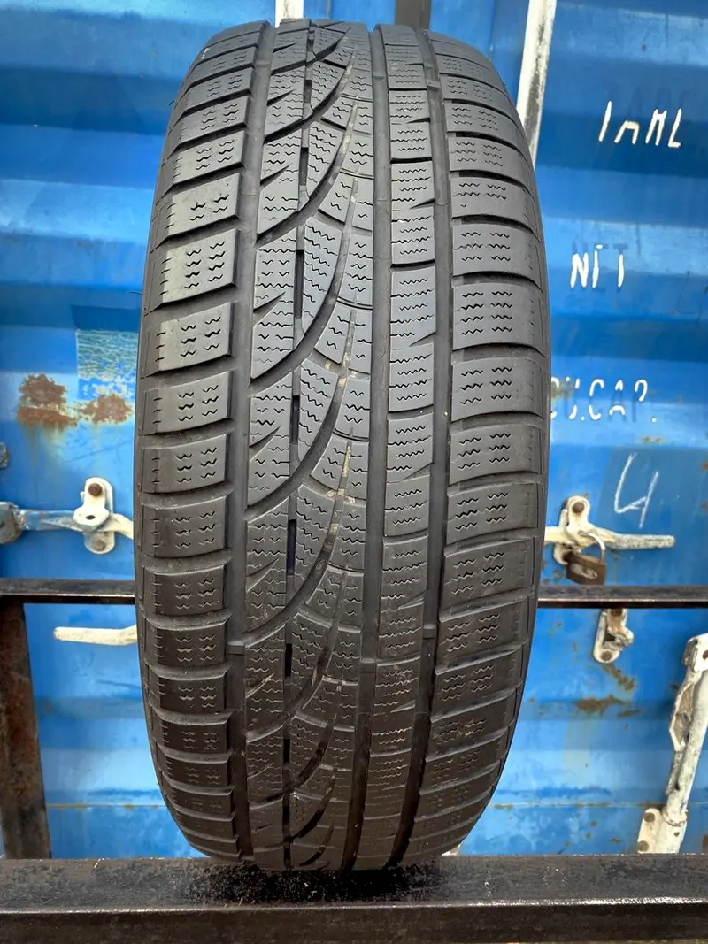 Б/у шина 215/50 R17 Hankook Winter I Cept Evo W310