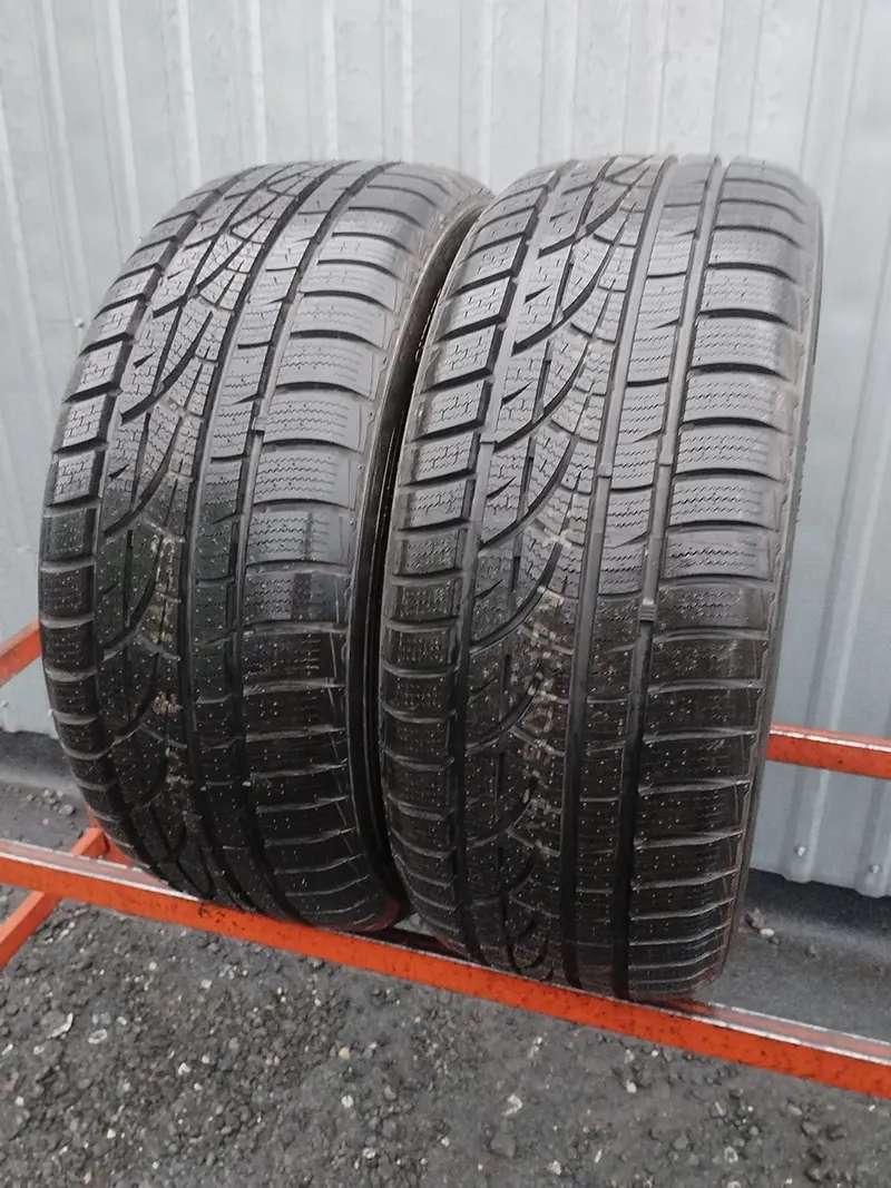 Пара б/у шин 215/50 R17 Hankook Winter I Cept Evo W310