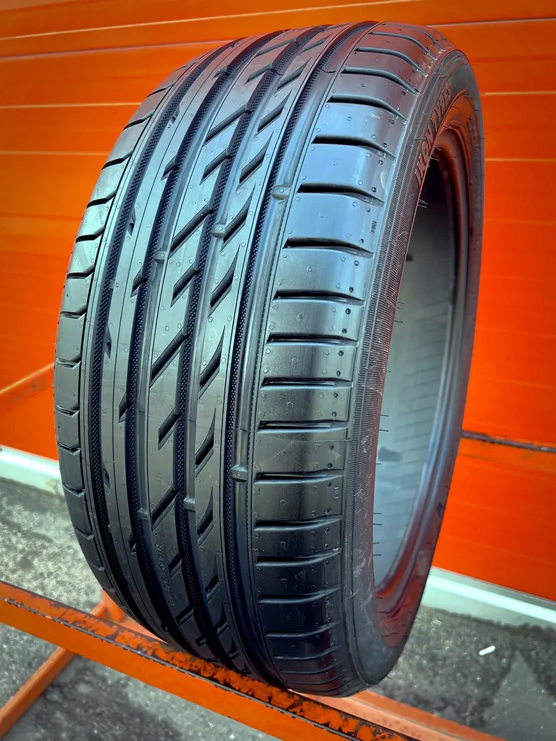 Новая шина 215/50 R17 Ikon CHARACTER ULTRA
