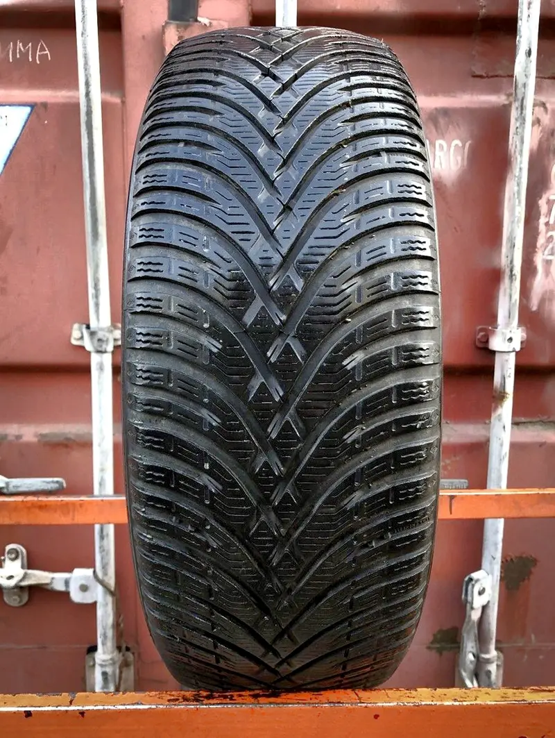 Б/у шина 215/50 R17 Kleber Krisalp HP3