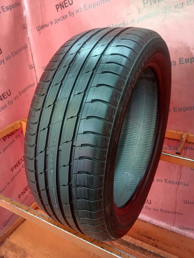 Б/у шина 215/50 R17 Nokian Hakka Blue, фото 1