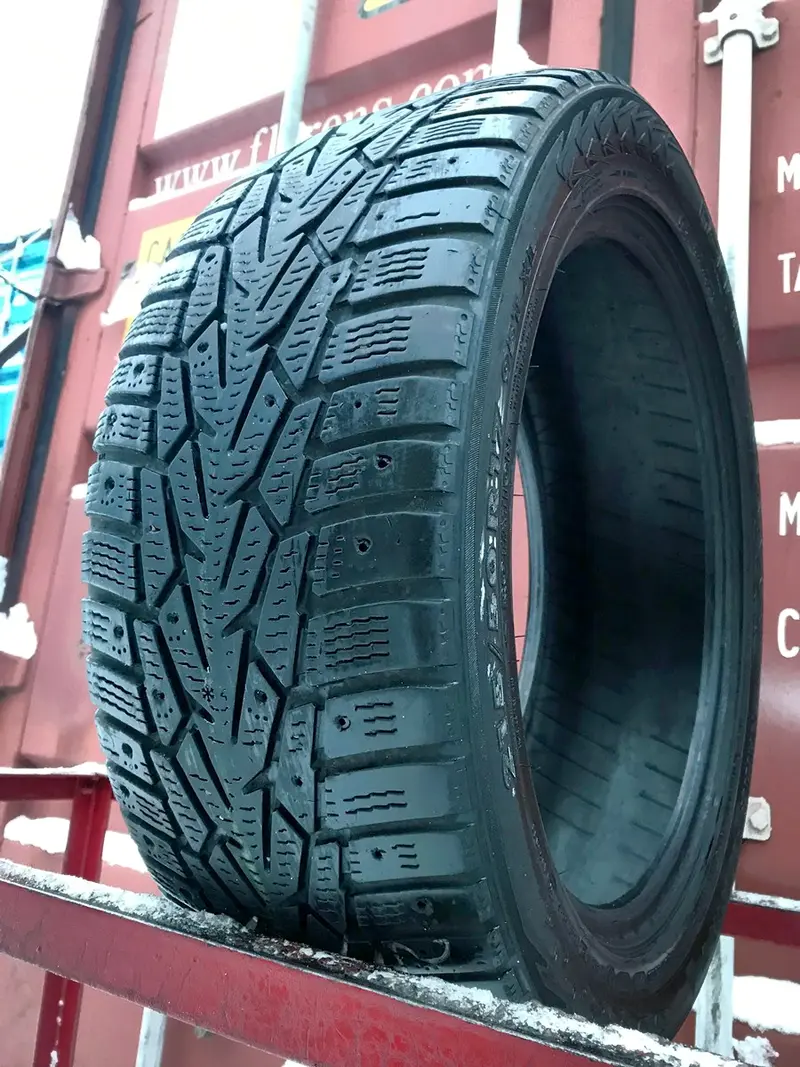 Б/у шина 215/50 R17 Nokian Hakkapeliitta 7