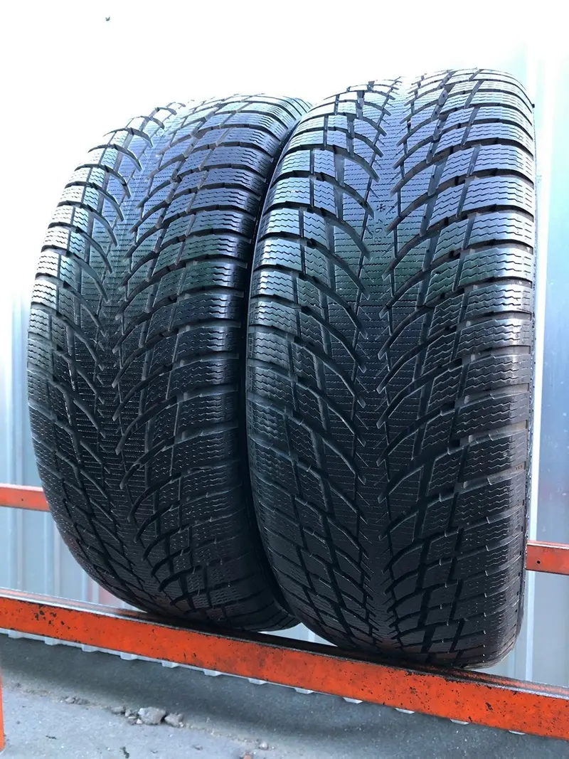 Пара б/у шин 215/50 R17 Nokian WR Snowproof P
