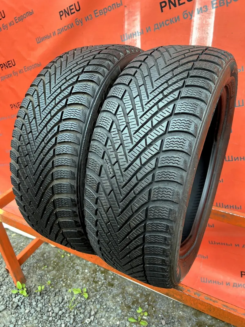 Пара б/у шин 215/50 R17 Pirelli Winter Cinturato