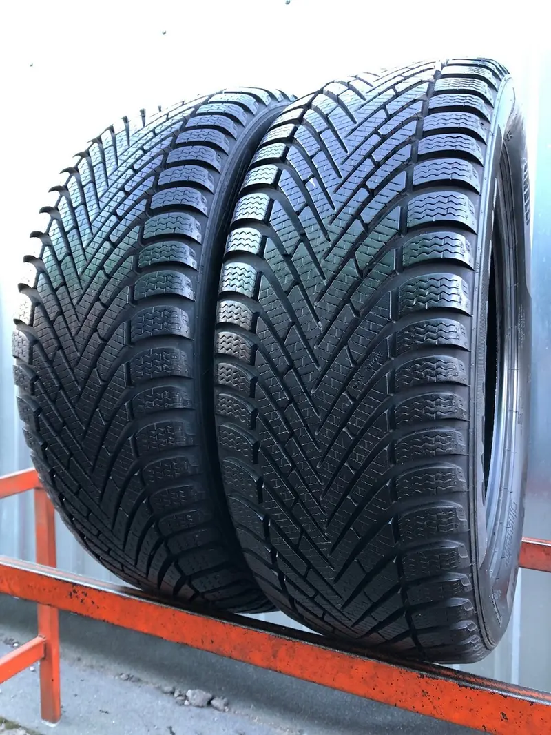 Пара б/у шин 215/50 R17 Pirelli Winter Cinturato