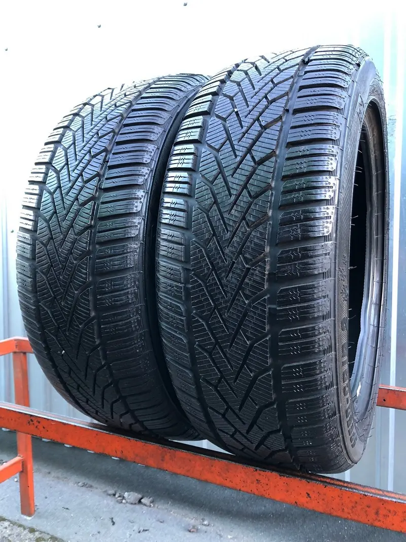 Пара б/у шин 215/50 R17 Semperit Speed-Grip 2