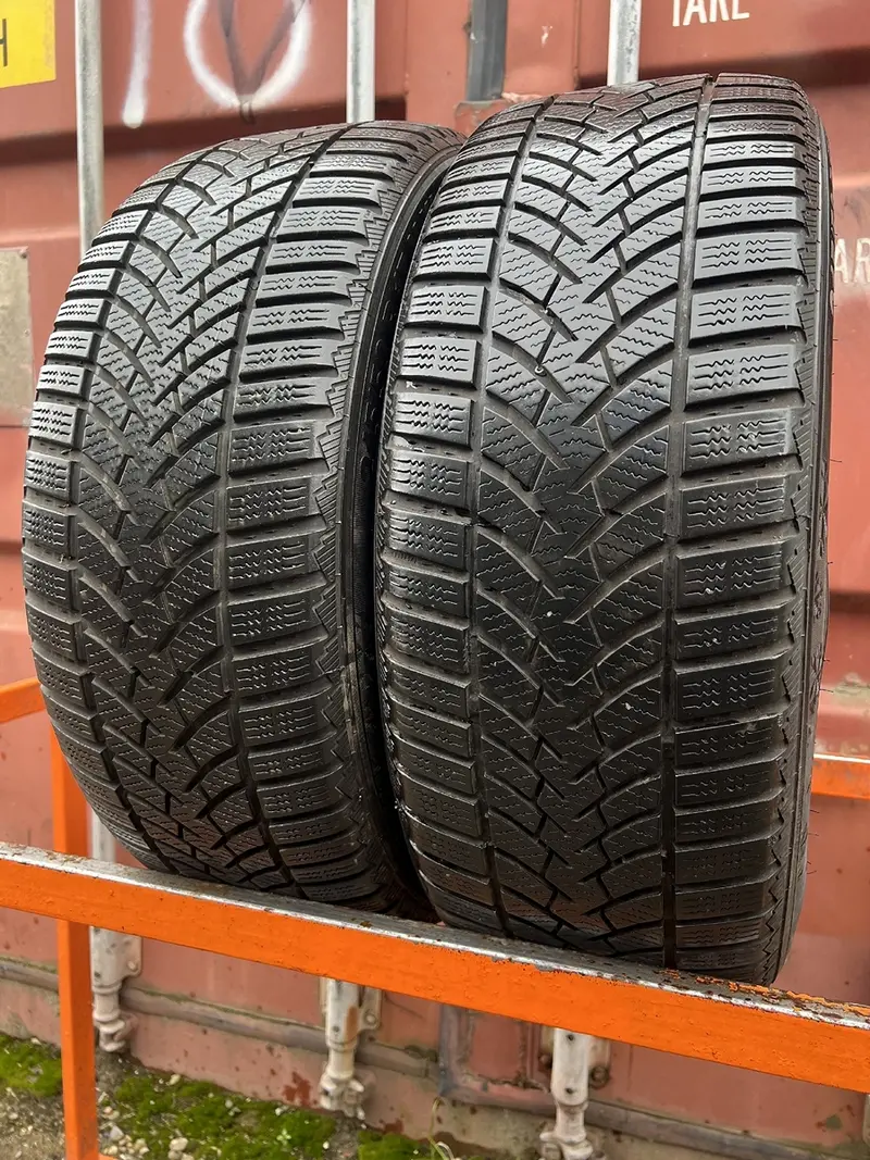 Пара б/у шин 215/50 R17 Semperit Speed-Grip 3, фото 1