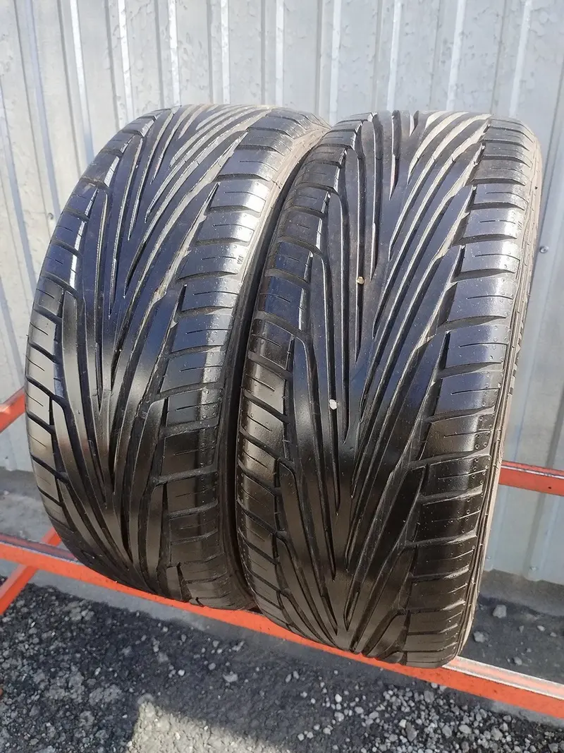 Пара б/у шин 215/50 R17 Uniroyal Rain Sport 2