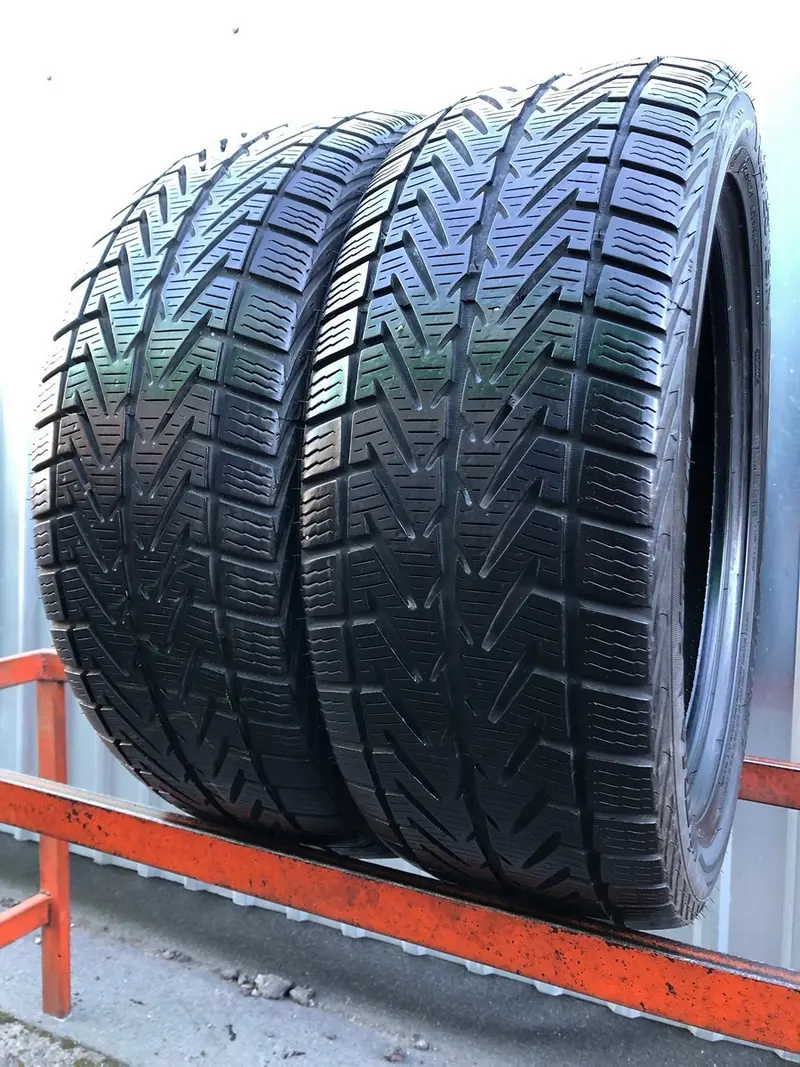 Пара б/у шин 215/50 R17 Vredestein Wintrac Xtreme