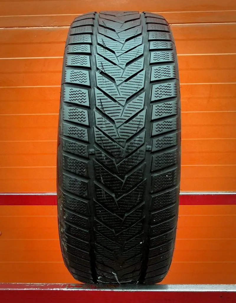 Б/у шина 215/50 R17 Vredestein Wintrac Xtreme S, фото 1