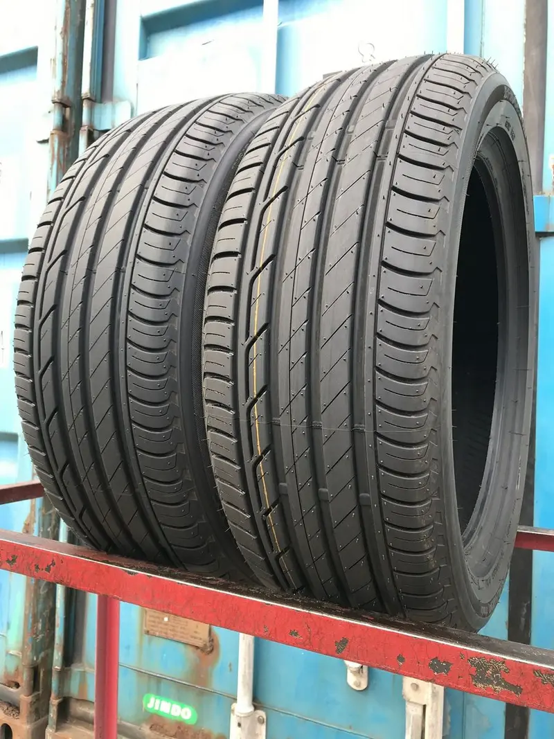 Пара б/у шин 215/50 R18 Bridgestone Turanza T001