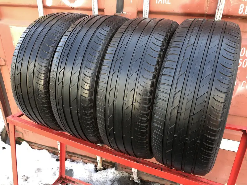 Комплект б/у шин 215/50 R18 Bridgestone Turanza T001