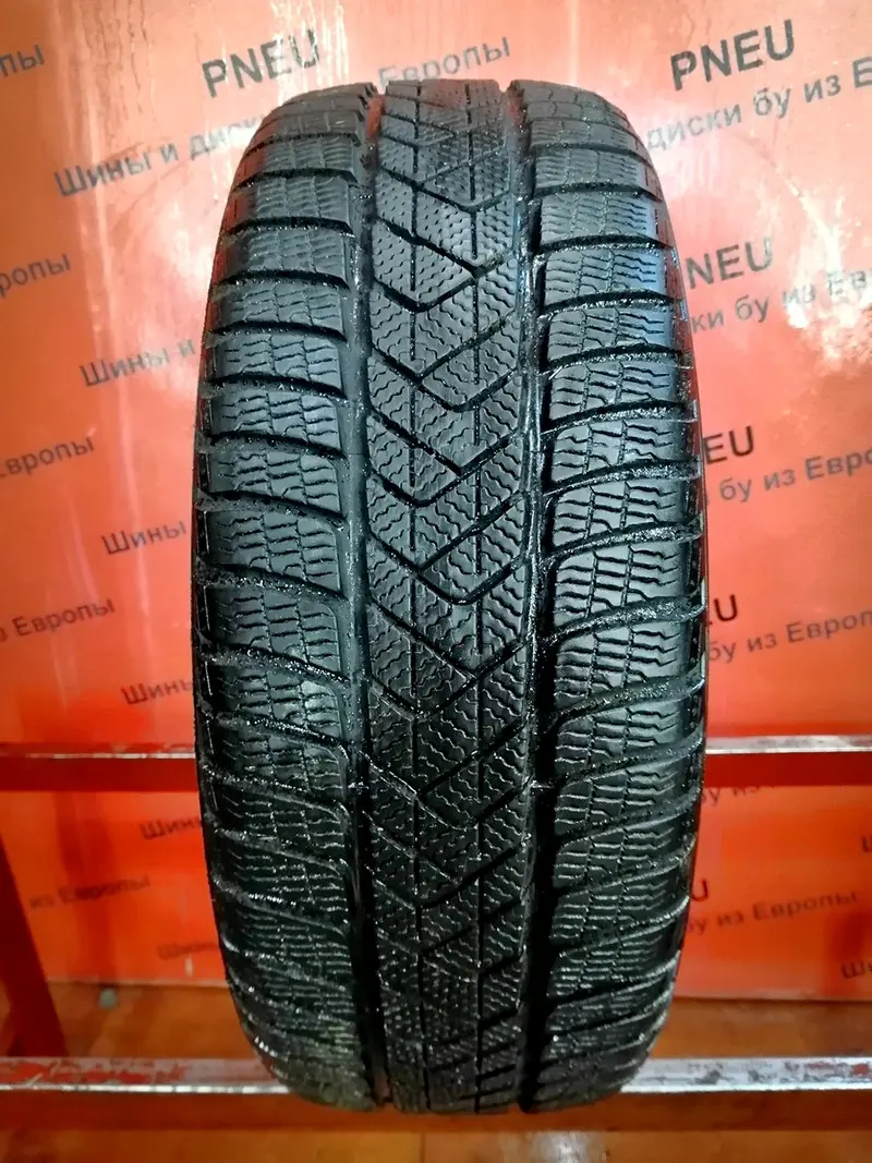 Б/у шина 215/50 R18 Pirelli Winter Sottozero 3