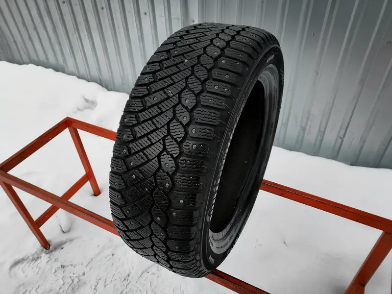 Б/у шина 215/55 R16 Continental ContiIceContact