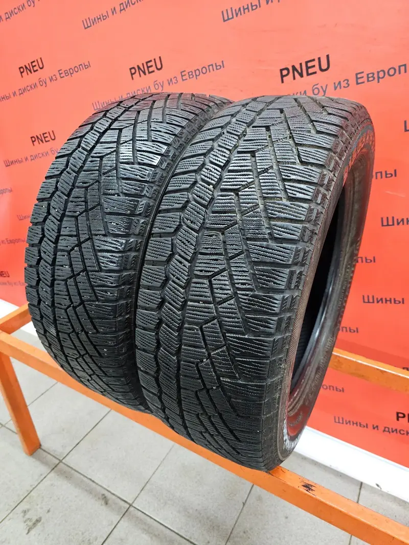 Пара б/у шин 215/55 R16 Continental ContiVikingContact 5