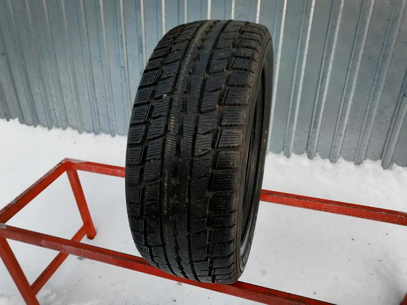 Б/у шина 215/55 R16 Dunlop Graspic DS2