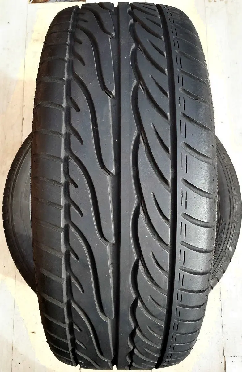 Б/у шина 215/55 R16 Dunlop SP Sport 3000
