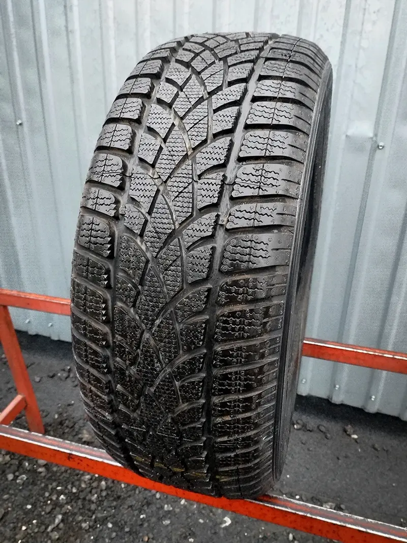 Б/у шина 215/55 R16 Dunlop SP Winter Sport 3D