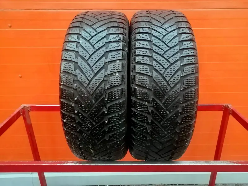 Пара б/у шин 215/55 R16 Dunlop SP Winter Sport M3