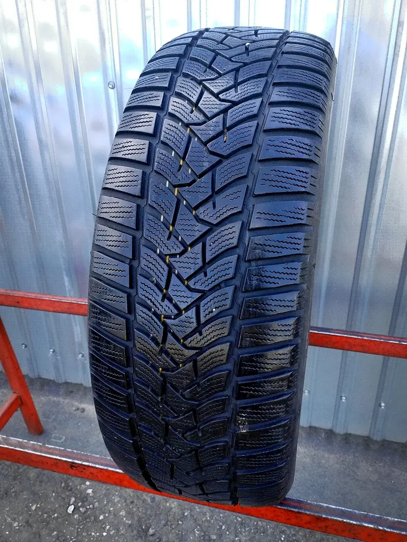 Б/у шина 215/55 R16 Dunlop Winter Sport 5