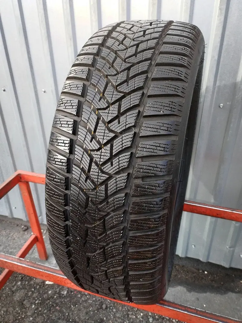 Б/у шина 215/55 R16 Dunlop Winter Sport 5