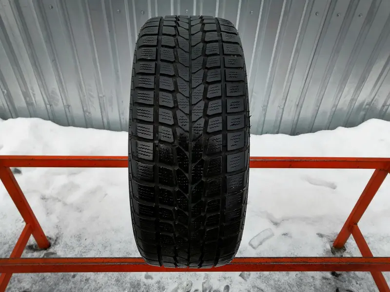 Б/у шина 215/55 R16 Falken Eurowinter HS-437