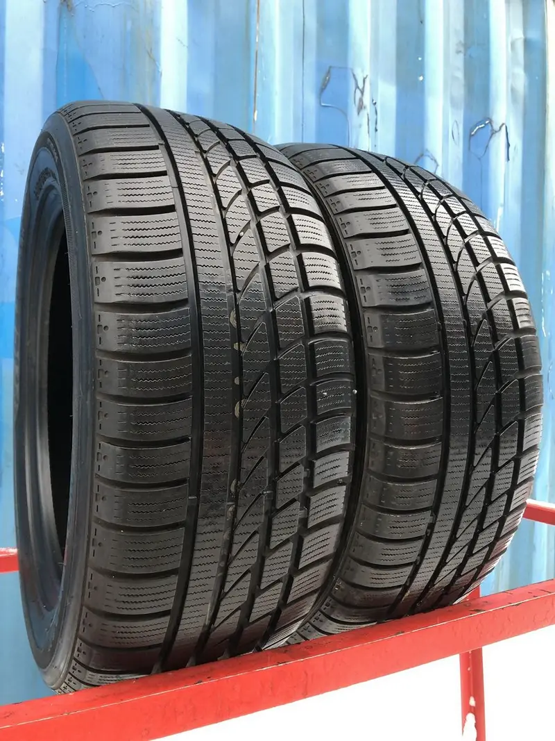 Пара б/у шин 215/55 R16 Hankook Ice Bear W300