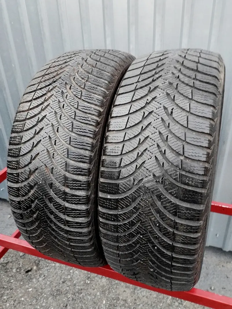 Пара б/у шин 215/55 R16 Michelin Alpin A4