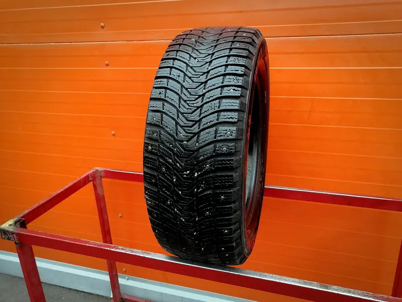 Б/у шина 215/55 R16 Michelin X-Ice North 3