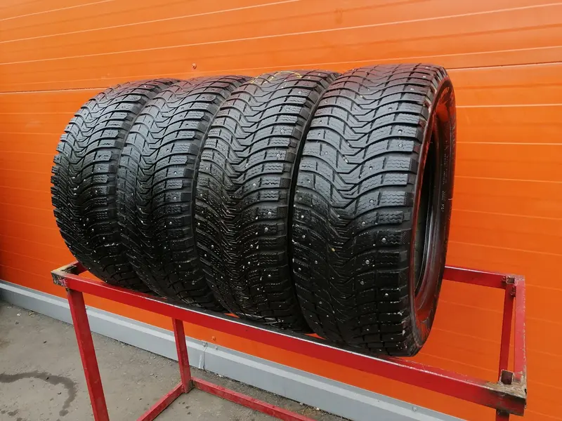 Комплект б/у шин 215/55 R16 Michelin X-Ice North 3