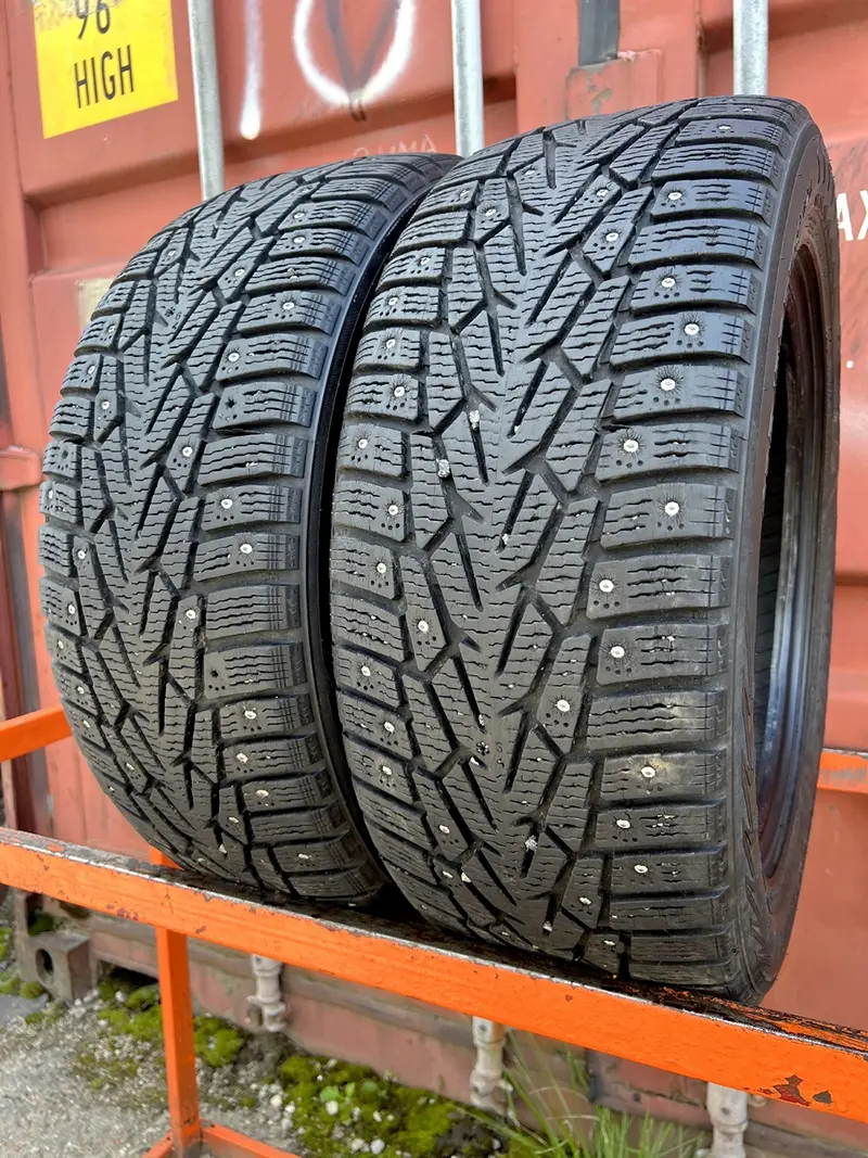 Пара б/у шин 215/55 R16 Nokian Hakkapeliitta 7