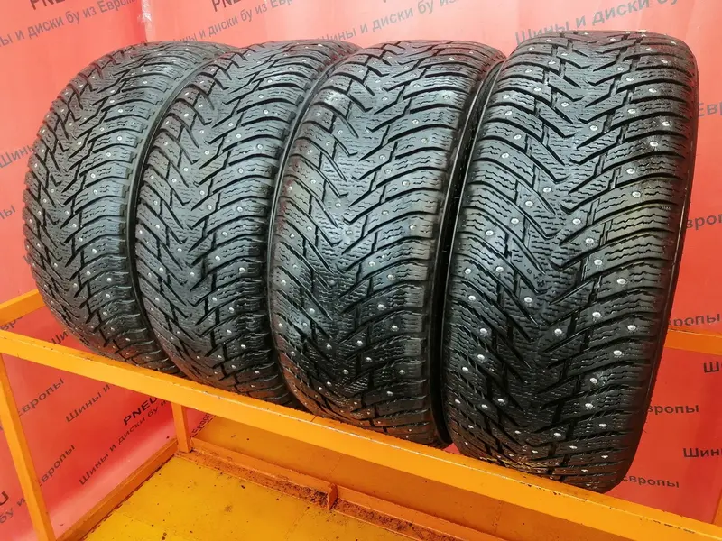 Комплект б/у шин 215/55 R16 Nokian Hakkapeliitta 8