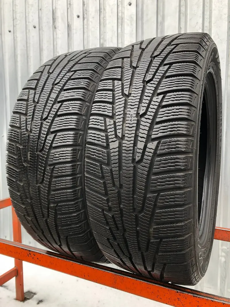 Пара б/у шин 215/55 R16 Nokian Hakkapeliitta R