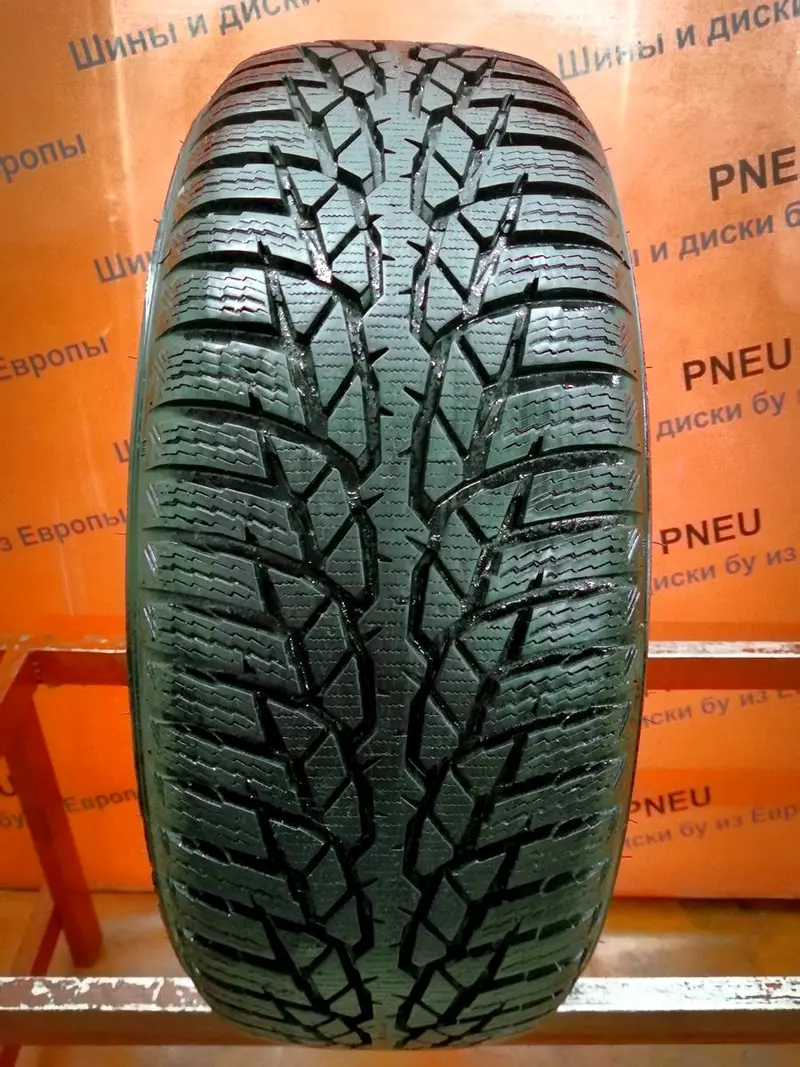 Б/у шина 215/55 R16 Nokian WR D4, фото 1