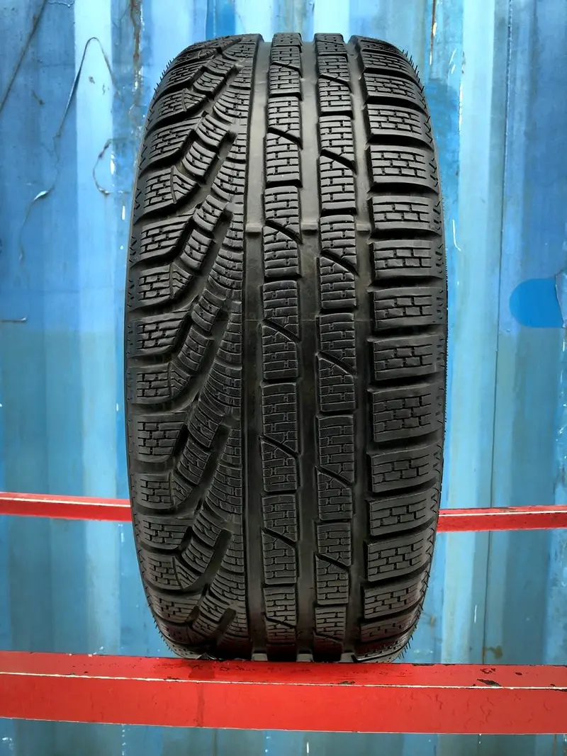 Б/у шина 215/55 R16 Pirelli Winter 210 Sottozero 2