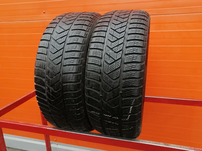 Пара б/у шин 215/55 R16 Pirelli Winter Sottozero 3