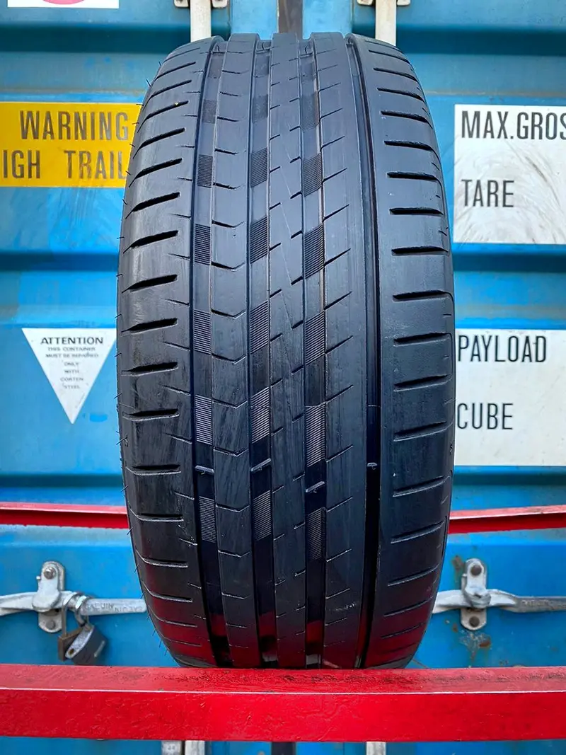 Б/у шина 215/55 R16 Vredestein Sportrac 5