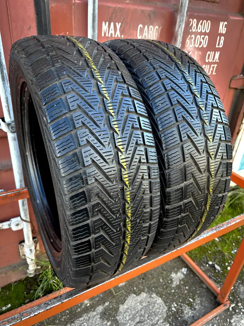 Пара б/у шин 215/55 R16 Vredestein Wintrac Xtreme, фото 1