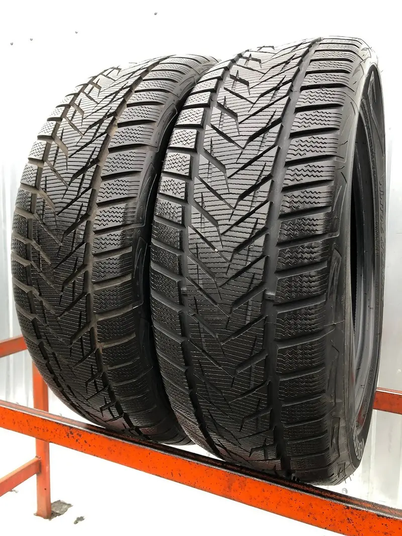 Пара б/у шин 215/55 R16 Vredestein Wintrac Xtreme S