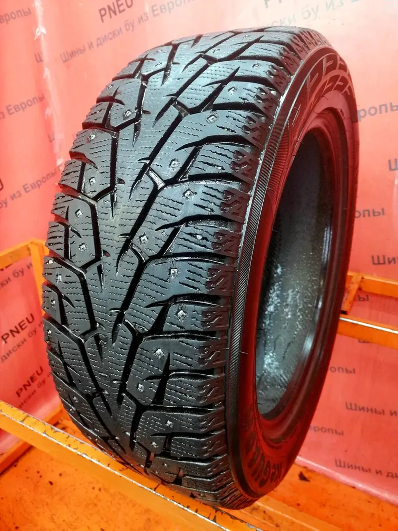 Б/у шина 215/55 R16 Yokohama Ice Guard Stud IG55