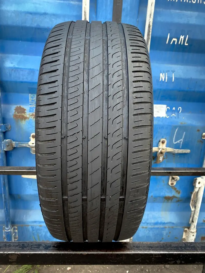 Б/у шина 215/55 R17 Barum Bravuris 5HM, фото 1