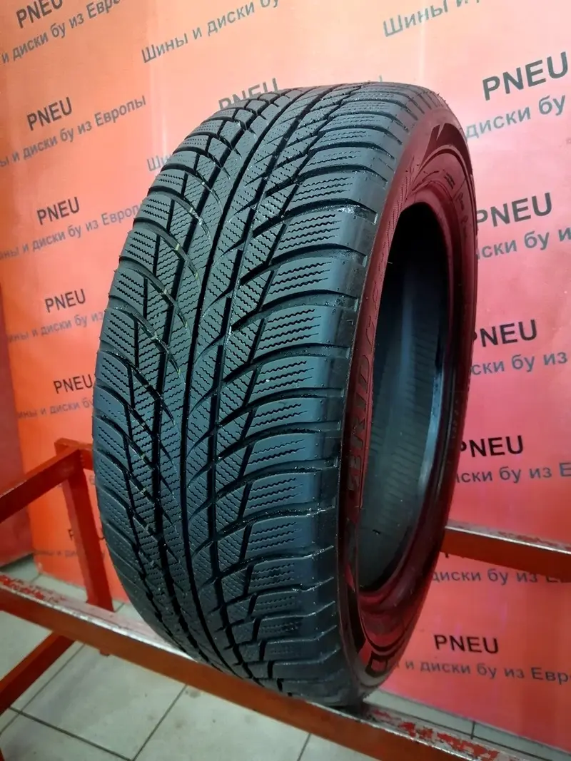 Б/у шина 215/55 R17 Bridgestone Blizzak LM-001
