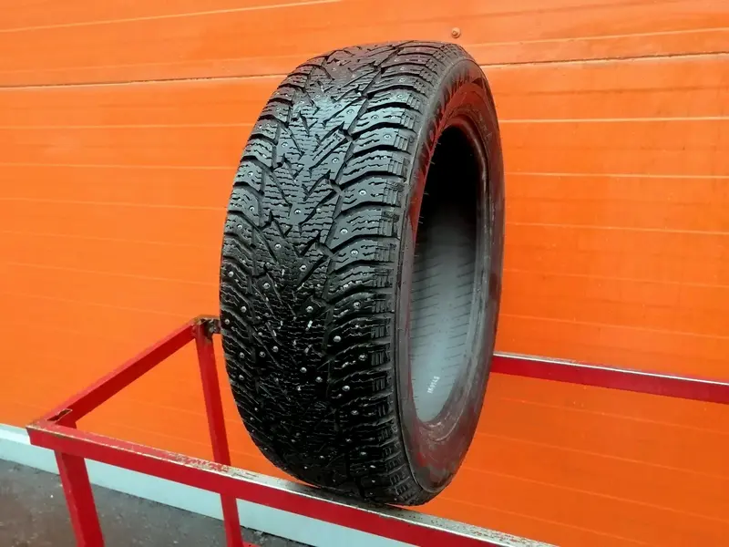 Б/у шина 215/55 R17 Bridgestone Noranza 001