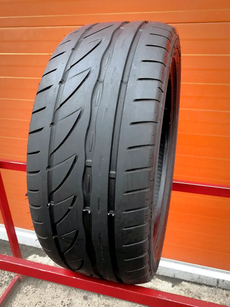 Б/у шина 215/55 R17 Bridgestone Potenza Adrenalin RE002
