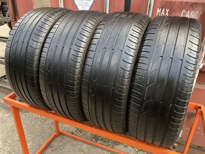 Комплект б/у шин 215/55 R17 Bridgestone Turanza T001