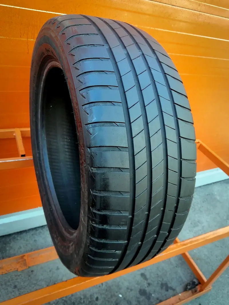 Б/у шина 215/55 R17 Bridgestone Turanza T005